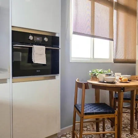 Soho Urban - Premium Con Terraza - Centro - Diseno Moderno - 10 Min Playa * Málaga